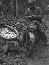 WW2 WWII Photo World War Two /
