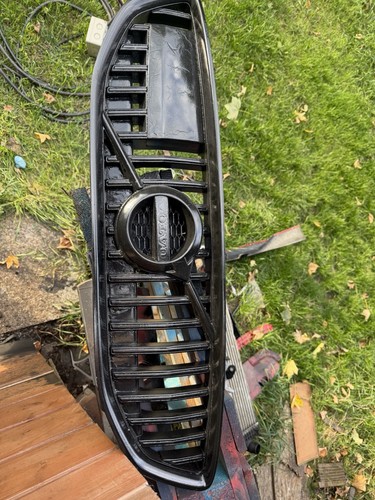 Volvo v40 grill - v40,