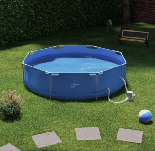 Swimming pool with - with, filter