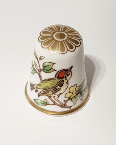 Lovely spode thimble featuring - lovely,