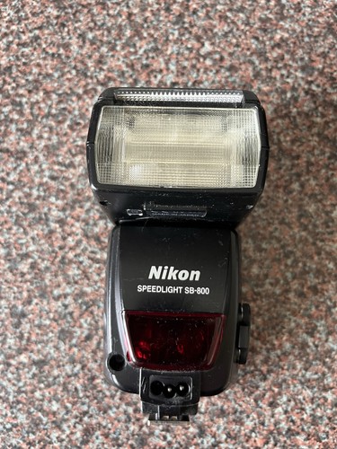 Nikon 800 speed light - sb-800,