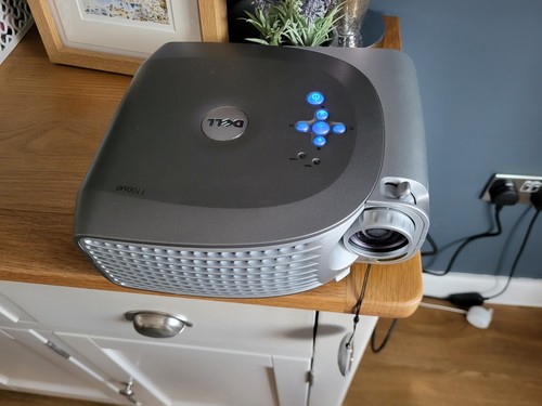 Dell 1100mp multimedia - 1100mp, dlp