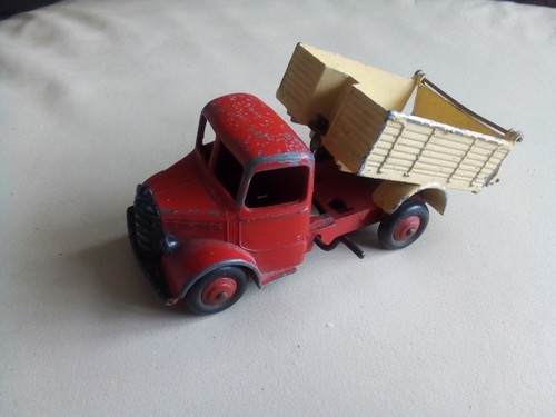Vintage dinky bedford tipper - dinky,