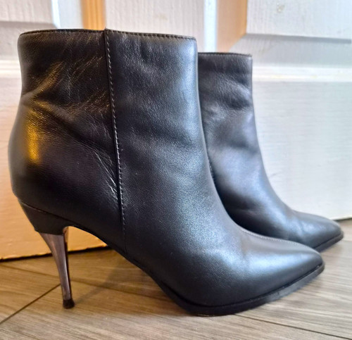 Moda pelle women - in,
