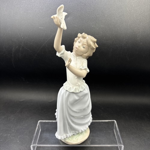 Spainish porcelain figure - 10",