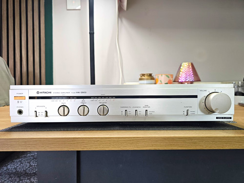 Hitachi 2800 stereo - hitachi,