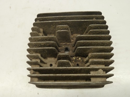 Suzuki gt50 cylinder head - suzuki,
