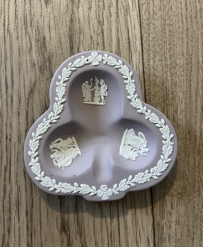 Wedgwood lilac classical - lilac,