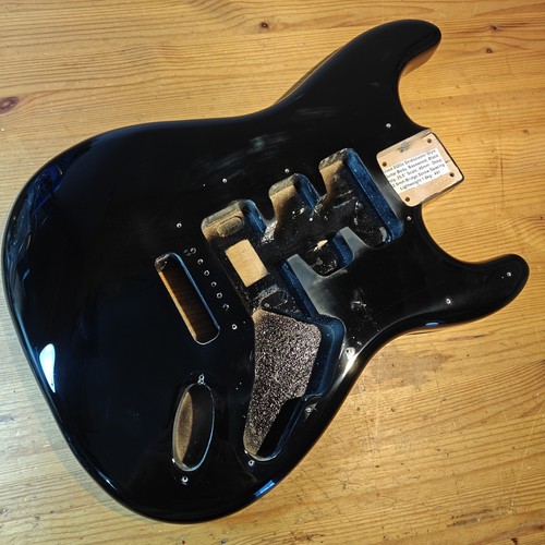 Used 2020s strat style - used,