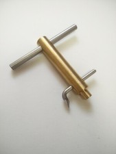 Vinyl record dinker, hole