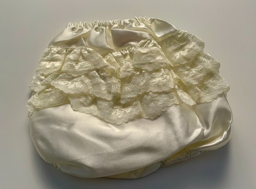 Babies frilly pants white - frilly,