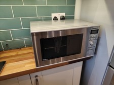 Panasonic NN-SD27HSBPQ