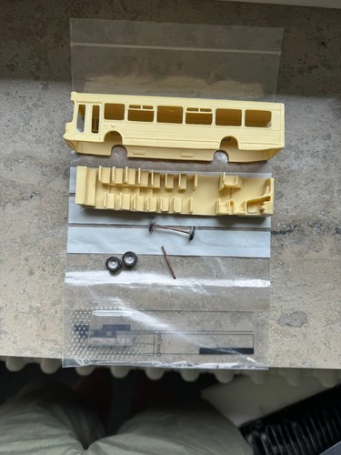 Model bus kit lancer - model,