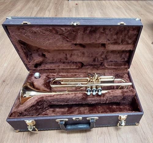 Elkhart trumpet 300 - trumpet, series