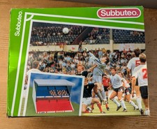 Subbuteo 61216 Red & Blue