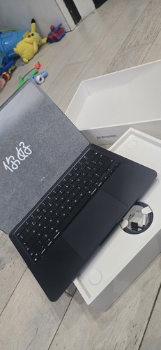 Brand new apple macbook - apple,