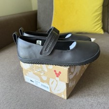 Vivobarefoot Wyn School Shoes