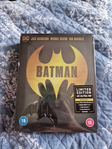 Batman titans of - -, uk