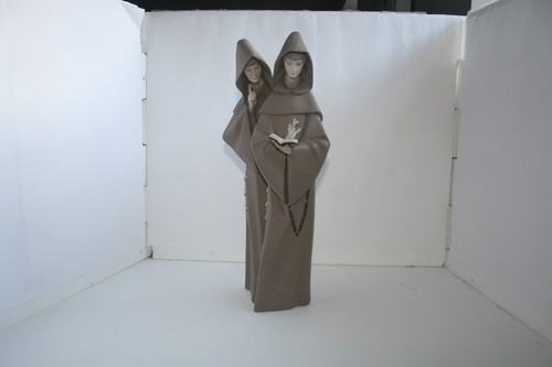Lladro 5155 monks prayer - monks, at