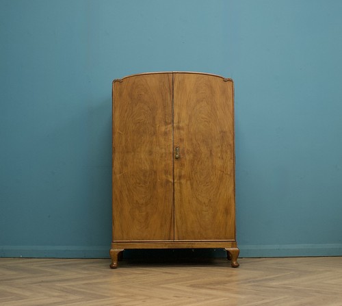 Walnut art deco compactum - walnut,
