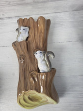 Hornsea Fauna #574 Trunk Wall Vase. PB