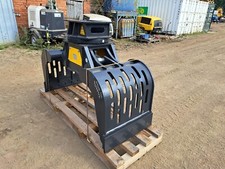 Selector Grab Suit 12 to 18