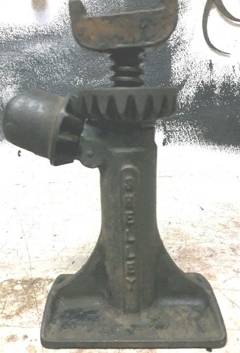 Antique shelley car - antique,