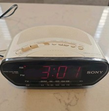 Vintage Sony Dream Machine Radio Alarm Clock Model ICF-C211 EXCELLENT CONDITION 