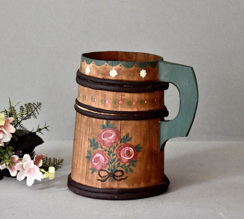 Vintage wooden bucket rustic - vintage,
