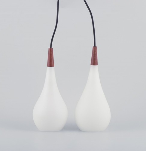 Pair louis poulsen - louis,