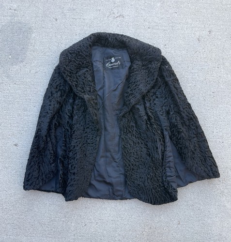 Vtg conrads fine furs 1940s - vtg,