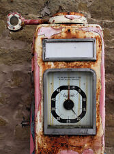 Photo Petrol Pump - An old
