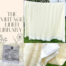 Vintage Early’s Of Witney Woodstock Cream Cellular Blanket Throw Satin Edged