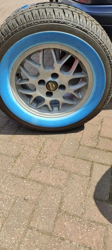 White wall tyres - wall, 60r15