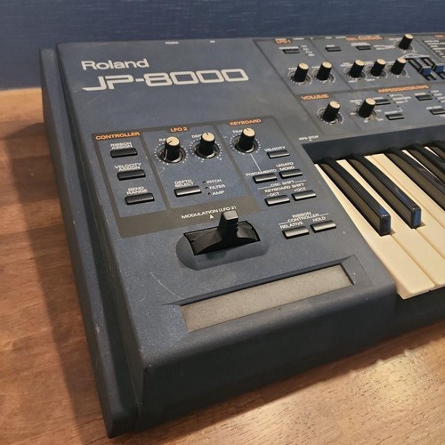 Roland 8000 analog modeling - jp,