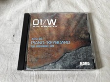 KORG 01/W PCM PERFORMANCE DATA XSC-3S PIANO/KEYBOARD w/ case