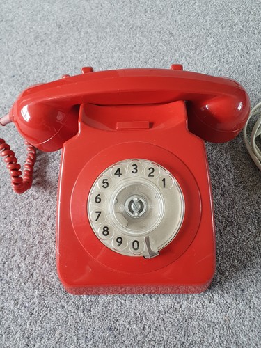 Vintage red dial - uk,