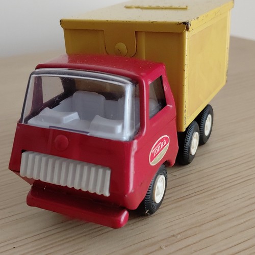 Vintage tiny tonka delivery - vintage,