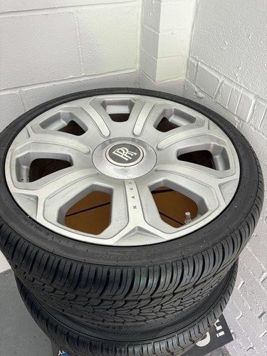 Kahn alloy wheels tyres - &,