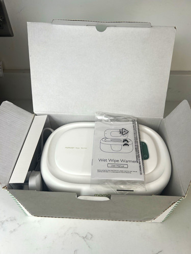 New unused momcozy wet - wet, wipe