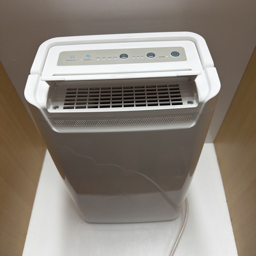 Essentials dehumidifier - ,