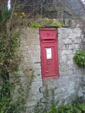 Photo 6x4 Trekenning Post box