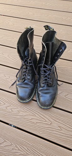 Doc martens boots 10 - doc,