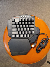 Redragon K585 DITI One-Handed