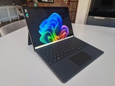 Microsoft Surface Pro X  13" SQ1, 16GB, 256GB, LTE/WiFi With Keyboard 