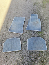 Mercedes w124 saloon estate  front and rear genuine carpet mats grey