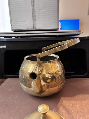 Large vintage brass kettle - brass,