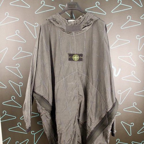Stone island house - stone,