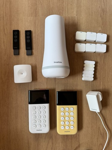 Simplisafe alarm system bundle - system,