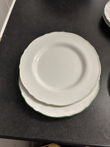 Set scalloped edge plates - set, 2